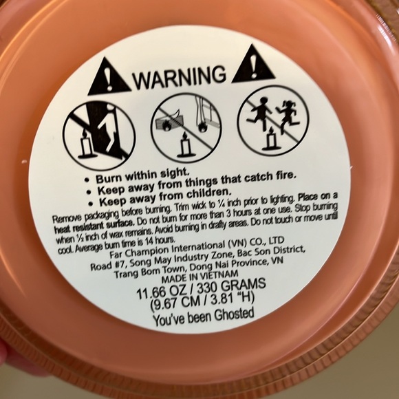 Cupcakes & Cashmere “You’ve Been Ghosted” Candle - Picture 4 of 6